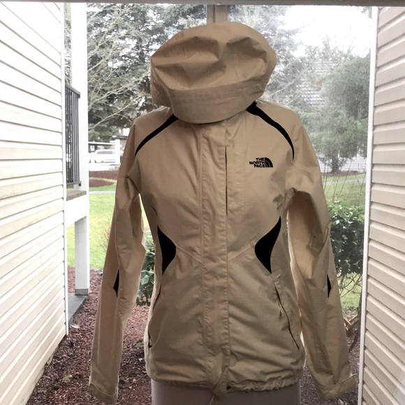 The North Face Jackets & Blazers - Women’s THE NORTH FACE HYVENT Size S/P MC994002 Jacket